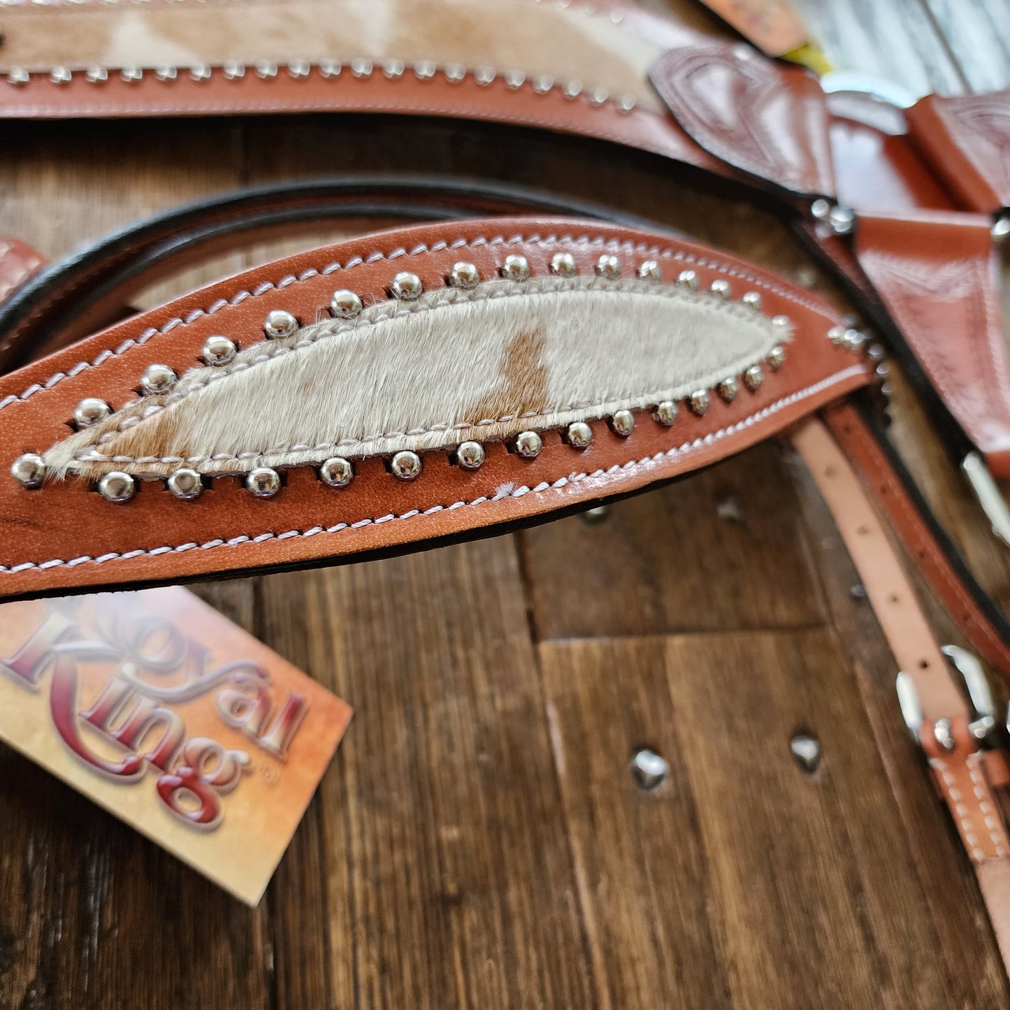 Hair-on hide tack set