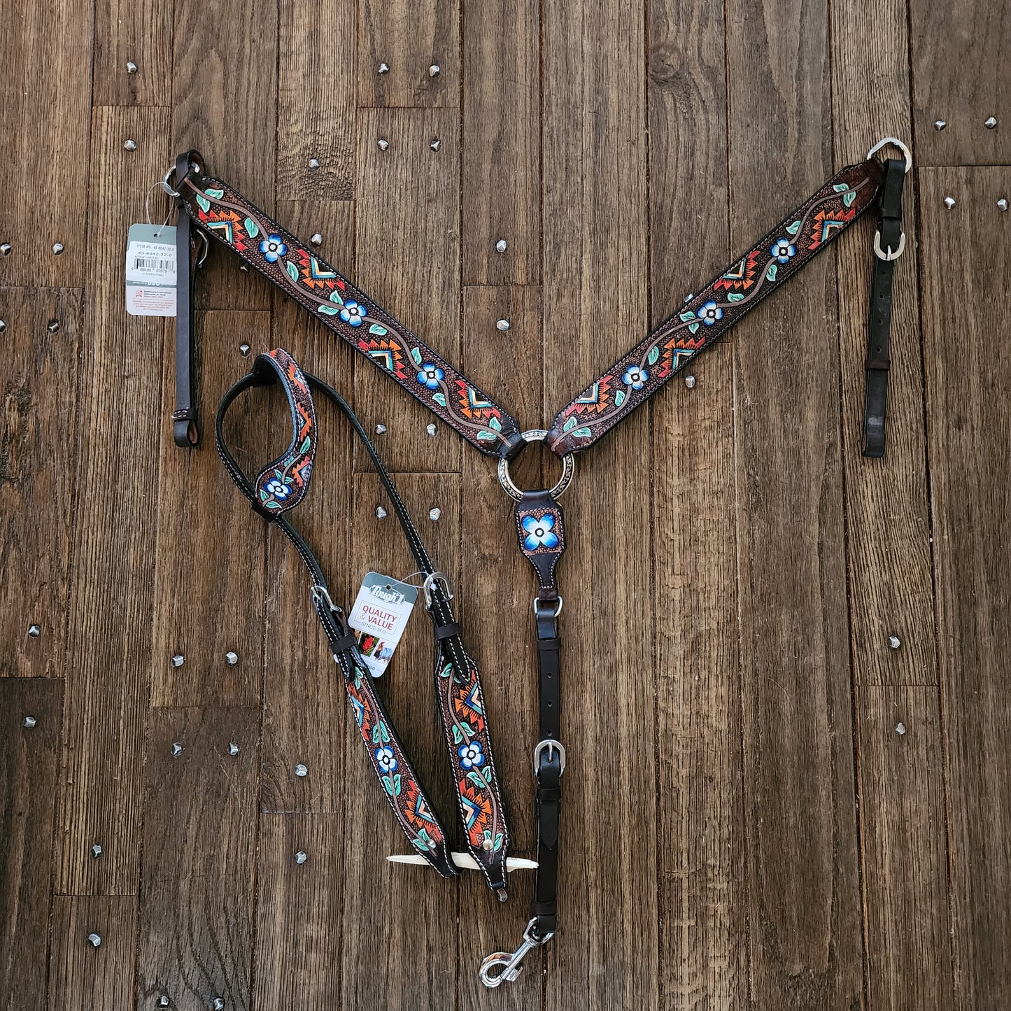 Silver Royal tooled tack set